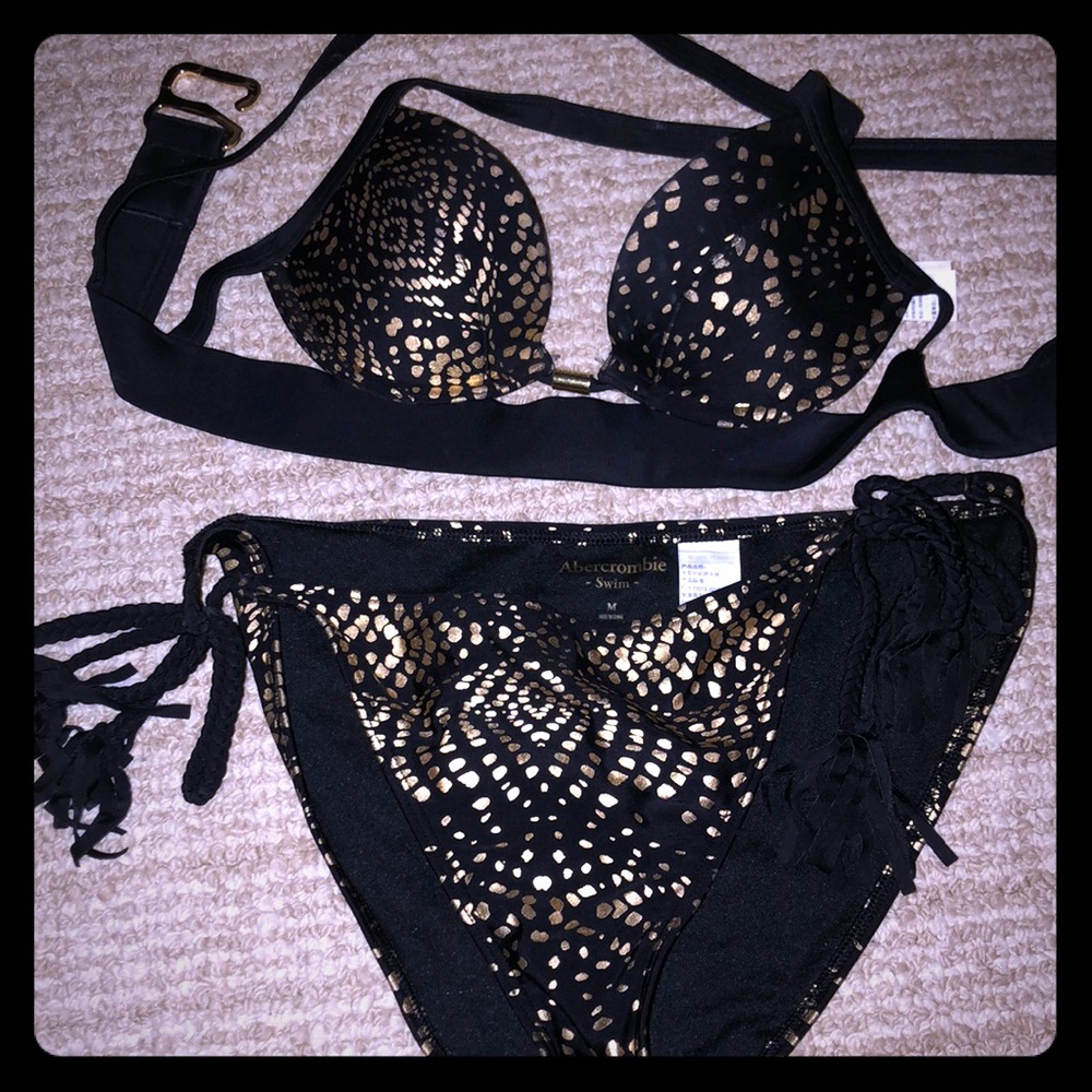Bathing suit